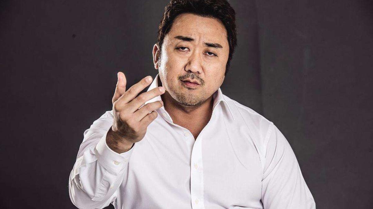 韩国演员高与自然美景的邂逅,寻找内心宁静之旅