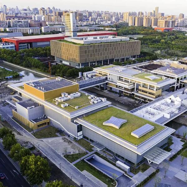 上海浦东最新高科技资讯，革新生活的无限魅力，引领未来科技潮流