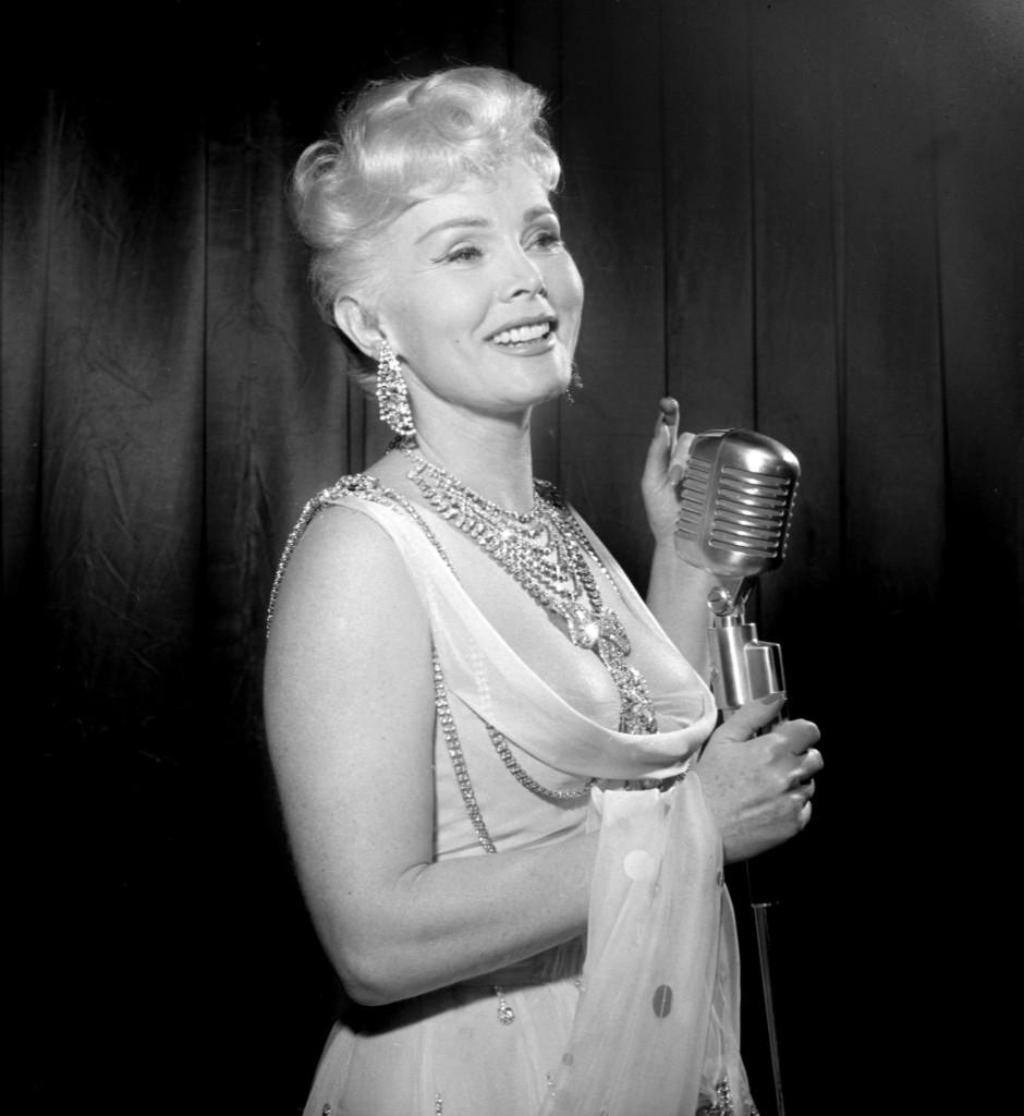 二线女明星,低调转身,星光闪耀之路