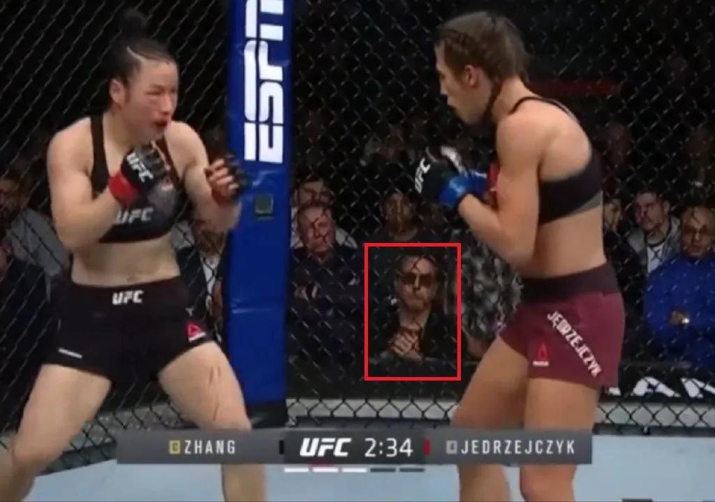 小唐尼观看张伟丽比赛,竞技盛宴的多维解读