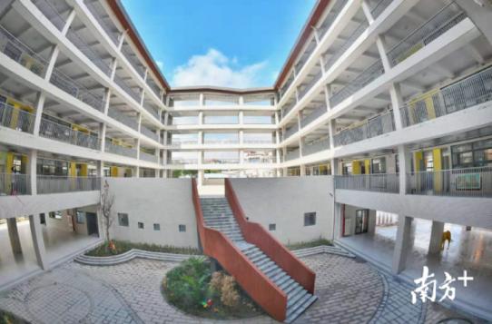 开学季精彩视频大盘点——友情相伴的校园时光回顾