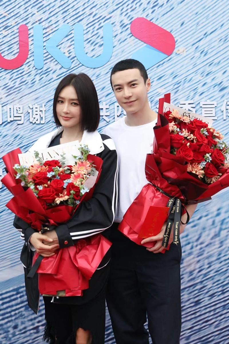 秦岚新片上映,心灵之旅启程,拥抱自然美景的时刻!