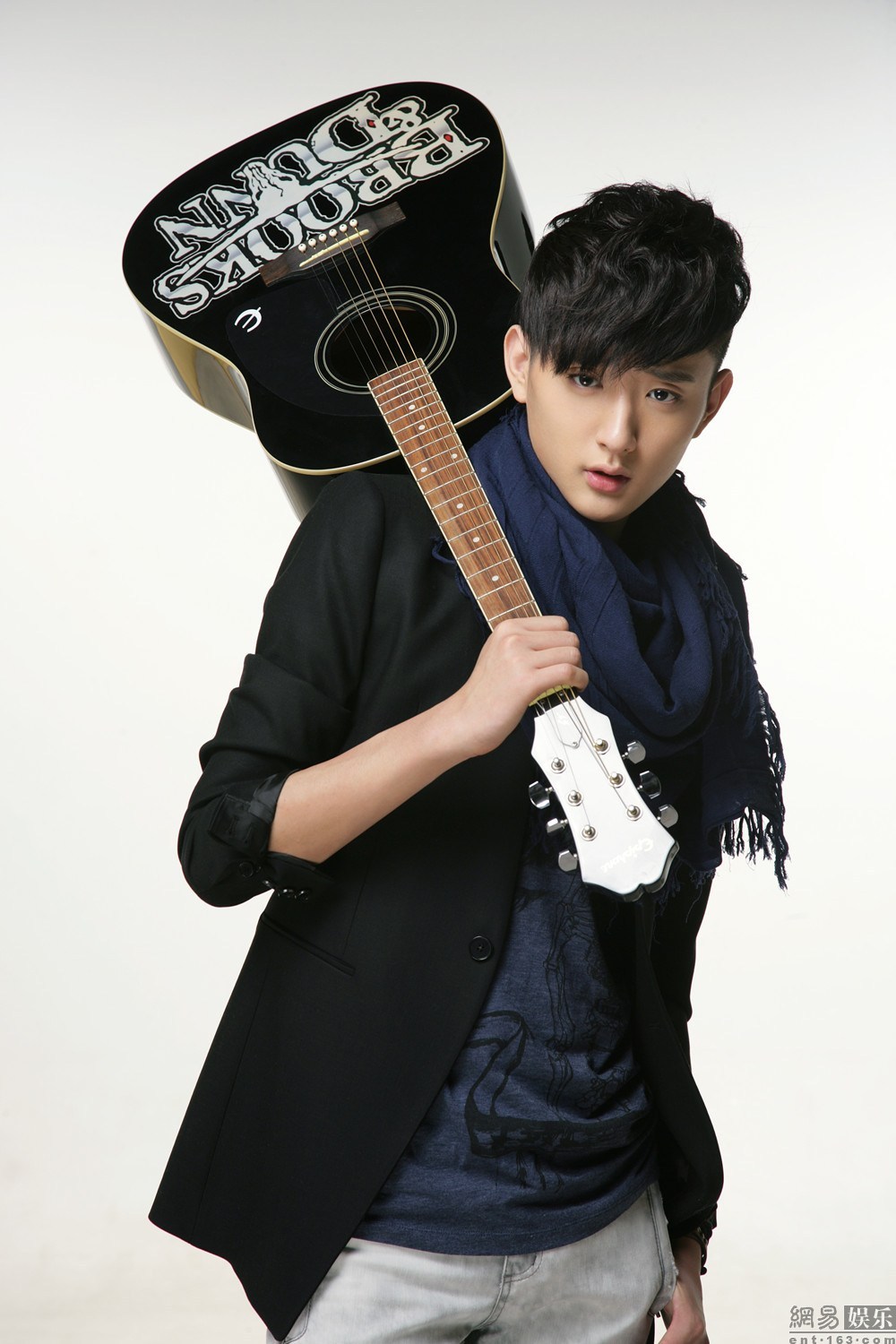 于小彤最新写真,展现独特风格与魅力风采