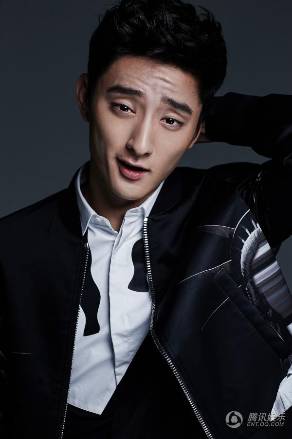 于小彤最新写真,展现独特风格与魅力风采