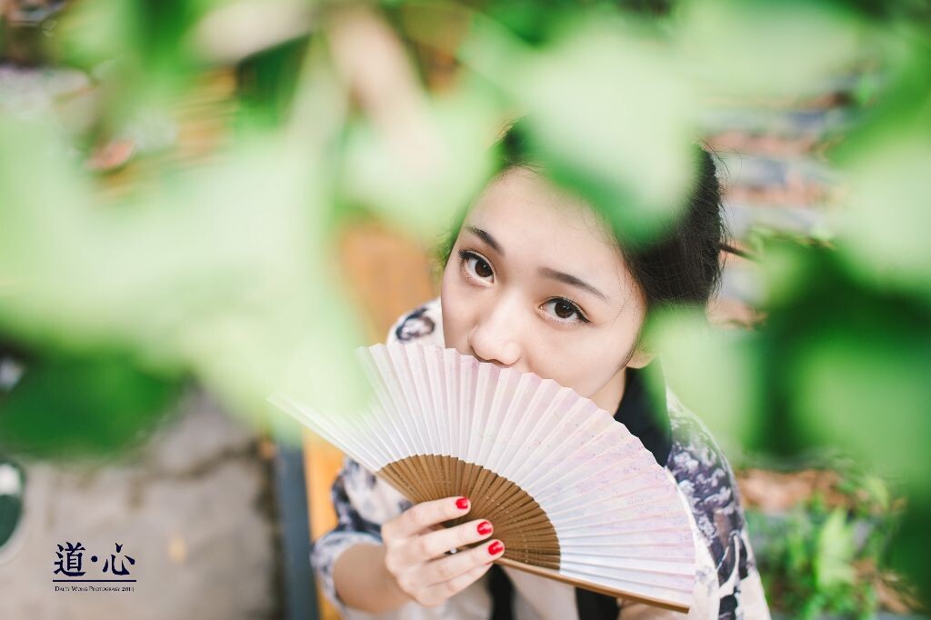 彭随心新作,拥抱变化,学习自信之源