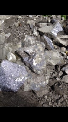 云南铅锌矿最新行情揭秘,探秘矿山温情与日常故事