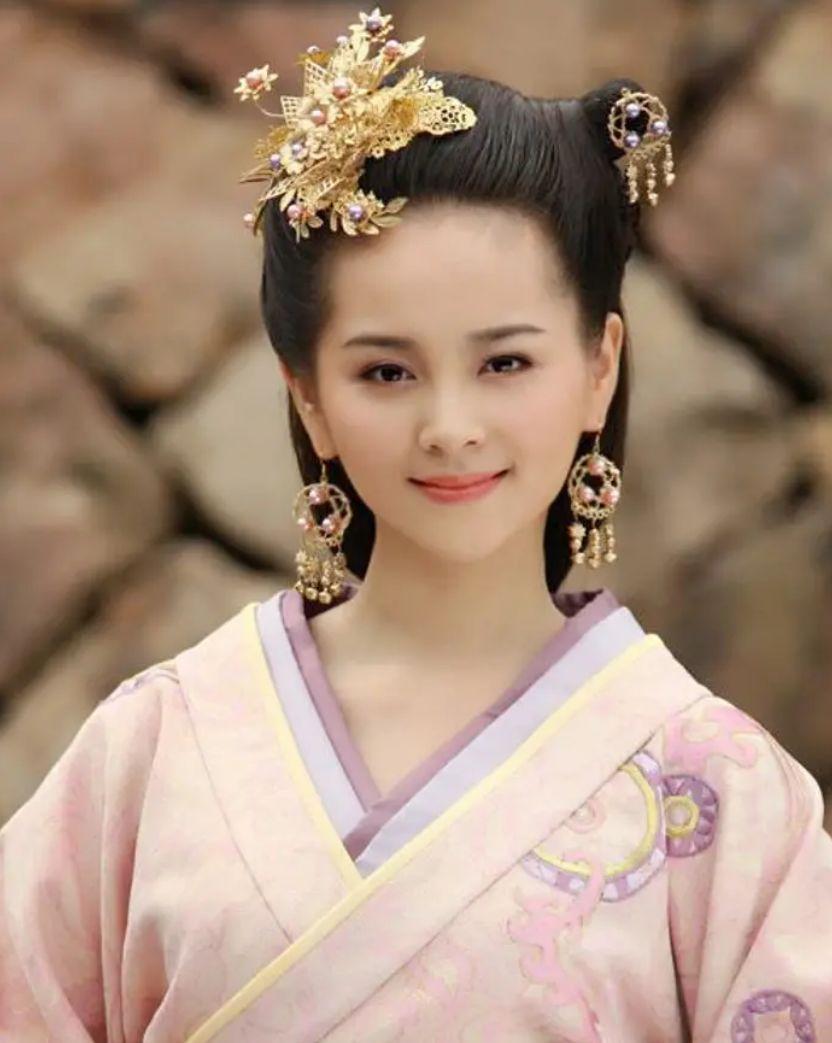 电视剧嫣然一笑,巷弄秘密小店与一部剧的奇妙缘分揭秘