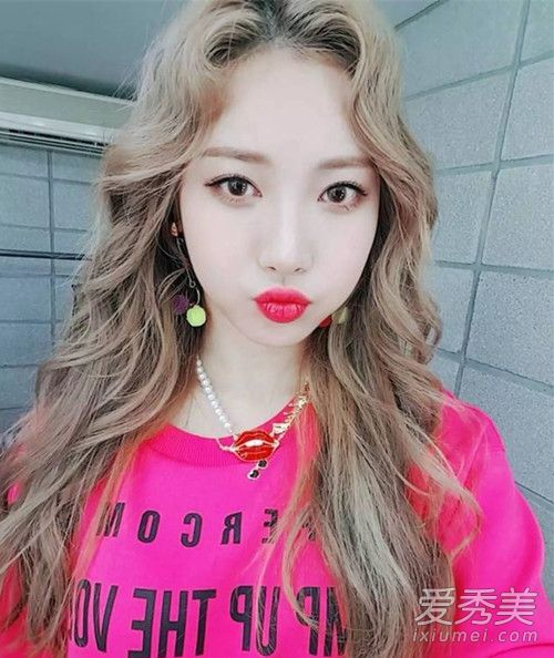 染发的明星,时尚风潮的引领者✨