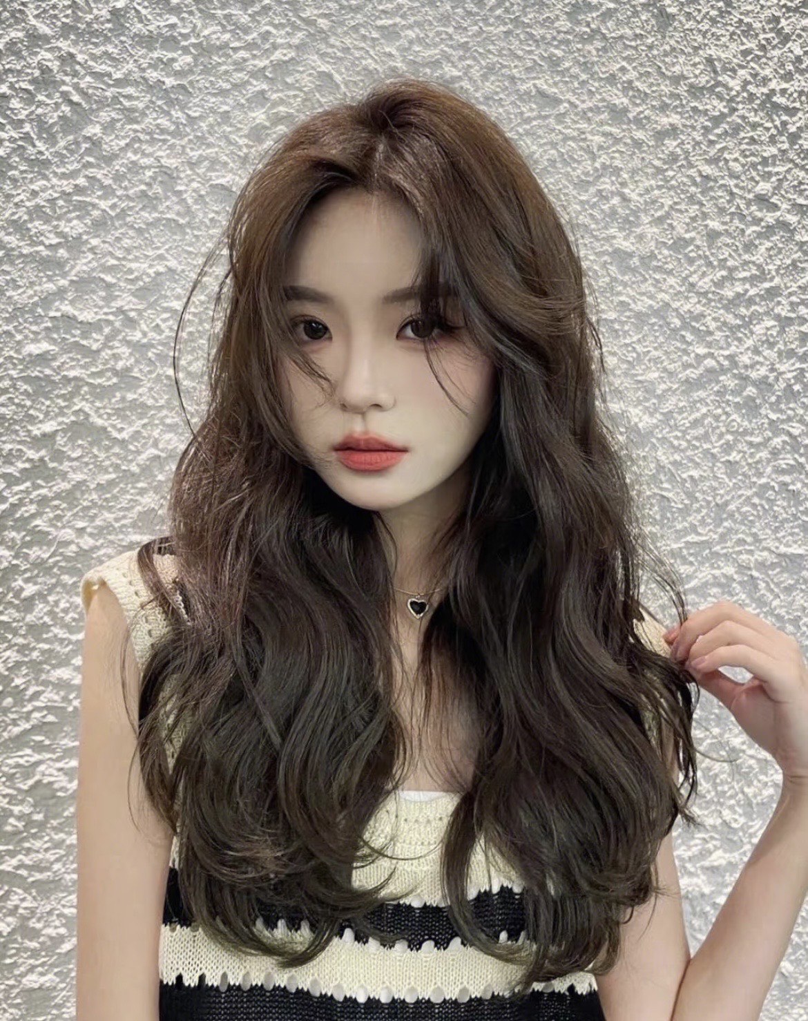 2025年度流行烫发技巧,全新指南打造魅力发型