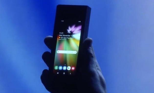 三星最新手机宣传片,小巷深处的科技梦幻之旅揭秘亮相!