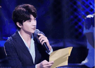 杨洋多维塑造与公众认知,深度专访揭秘偶像形象塑造之路