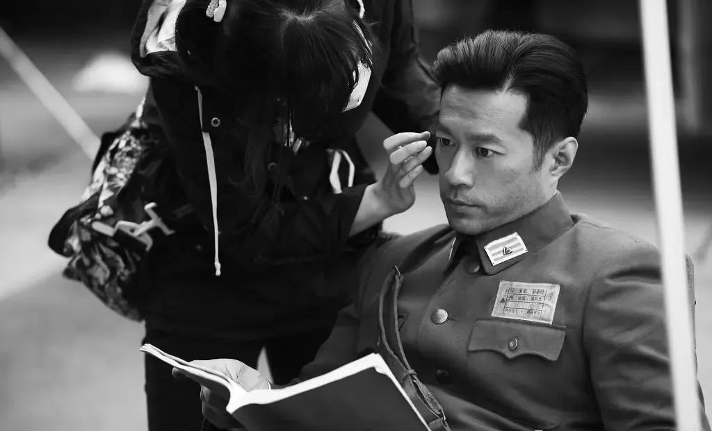 幕后英雄,演员设计师塑造舞台与银幕之星的力量