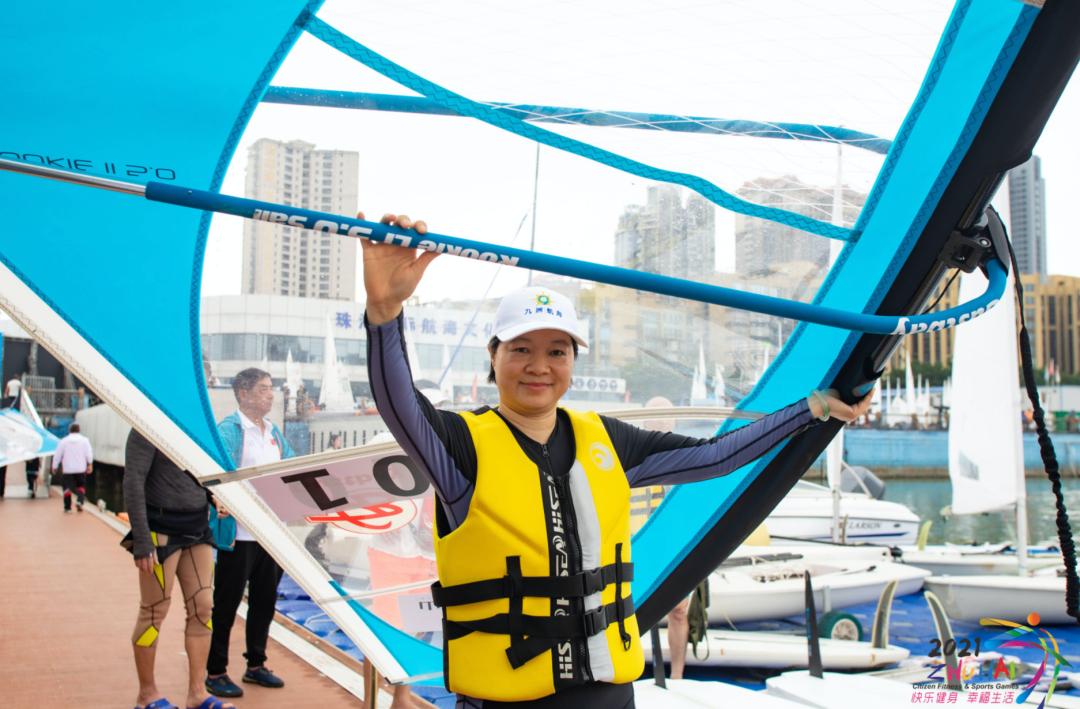 帆板比赛的狂欢与隐秘宝藏探秘