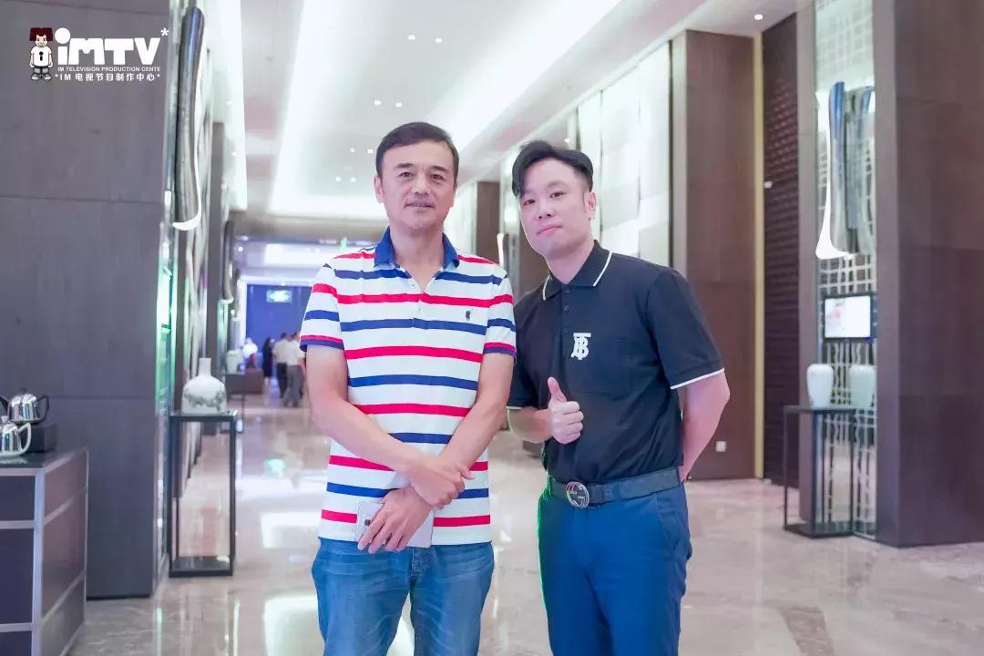 尹国华,演艺之路的闪耀之星