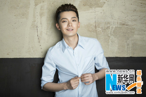 时代之星闫肃,璀璨照片展现光芒演员风采