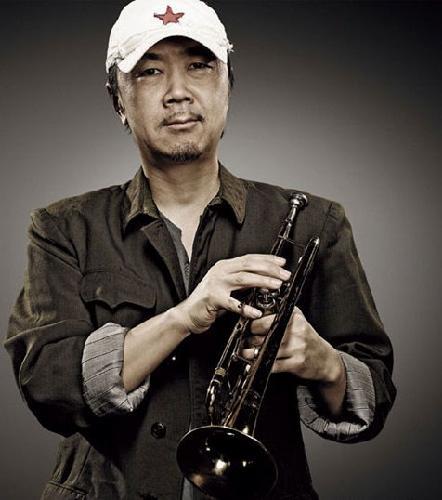 少数民族明星与小巷中的隐藏瑰宝,一家特色小店的奇妙之旅探秘