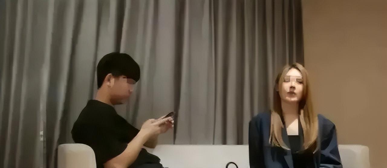 91呆哥新动态,91呆哥新动态,小巷中的秘密美食探秘