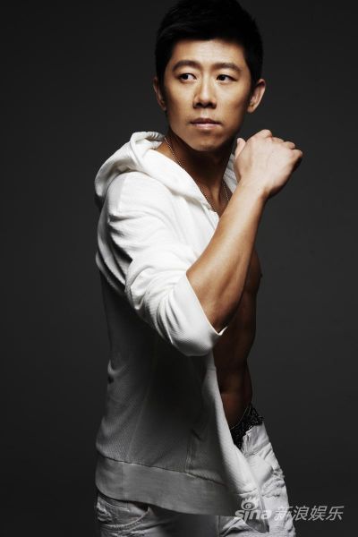 夏雨最新,小巷深处的独特风情