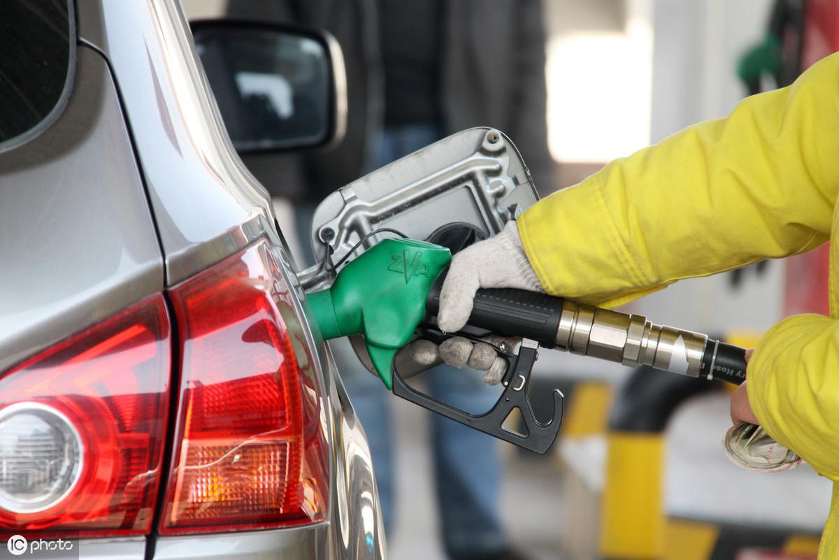 柴油最新油价趋势,科技引领能源革新,高效之旅启程!