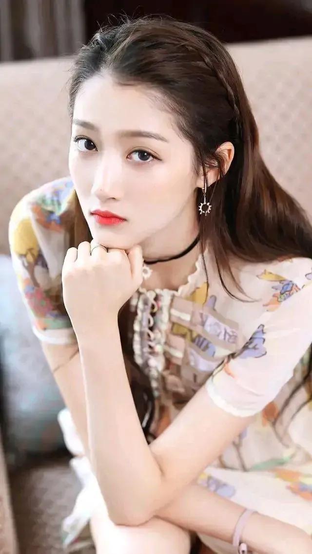 最新美女相册,审美观念的演变与个体立场的探讨