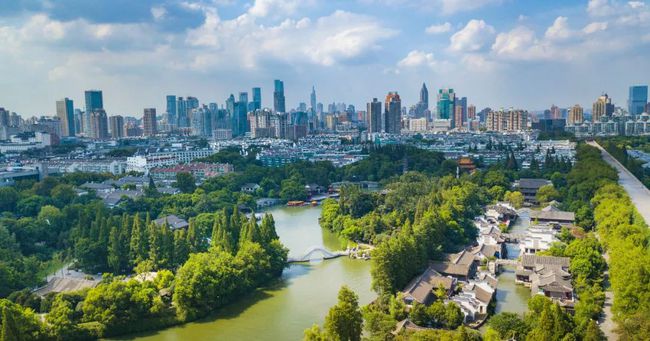 南京新措施点燃学习激情，拥抱变化自信迈向未来