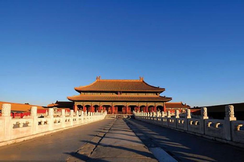 故宫撒欢现象，解读文化潮流与反思历史传承的价值
