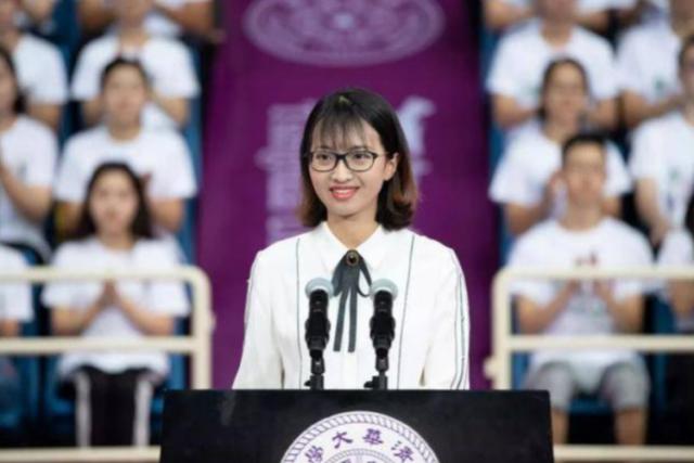 清华学姐，学术与生活的多彩探索之旅