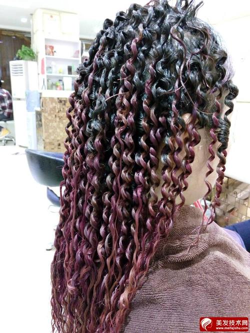 最新螺丝烫,小巷中的美发宝藏探秘