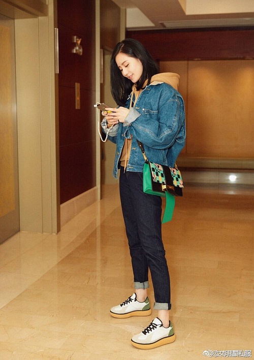 清一色最新时尚风潮席卷,引领潮流趋势!