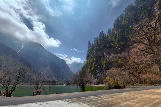 时代背景下的四川阿坝,辉煌篇章新探