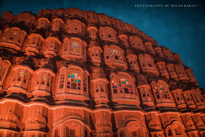 揭秘最新版男人皇宫,背景揭秘与时代印记中的重大事件与地位