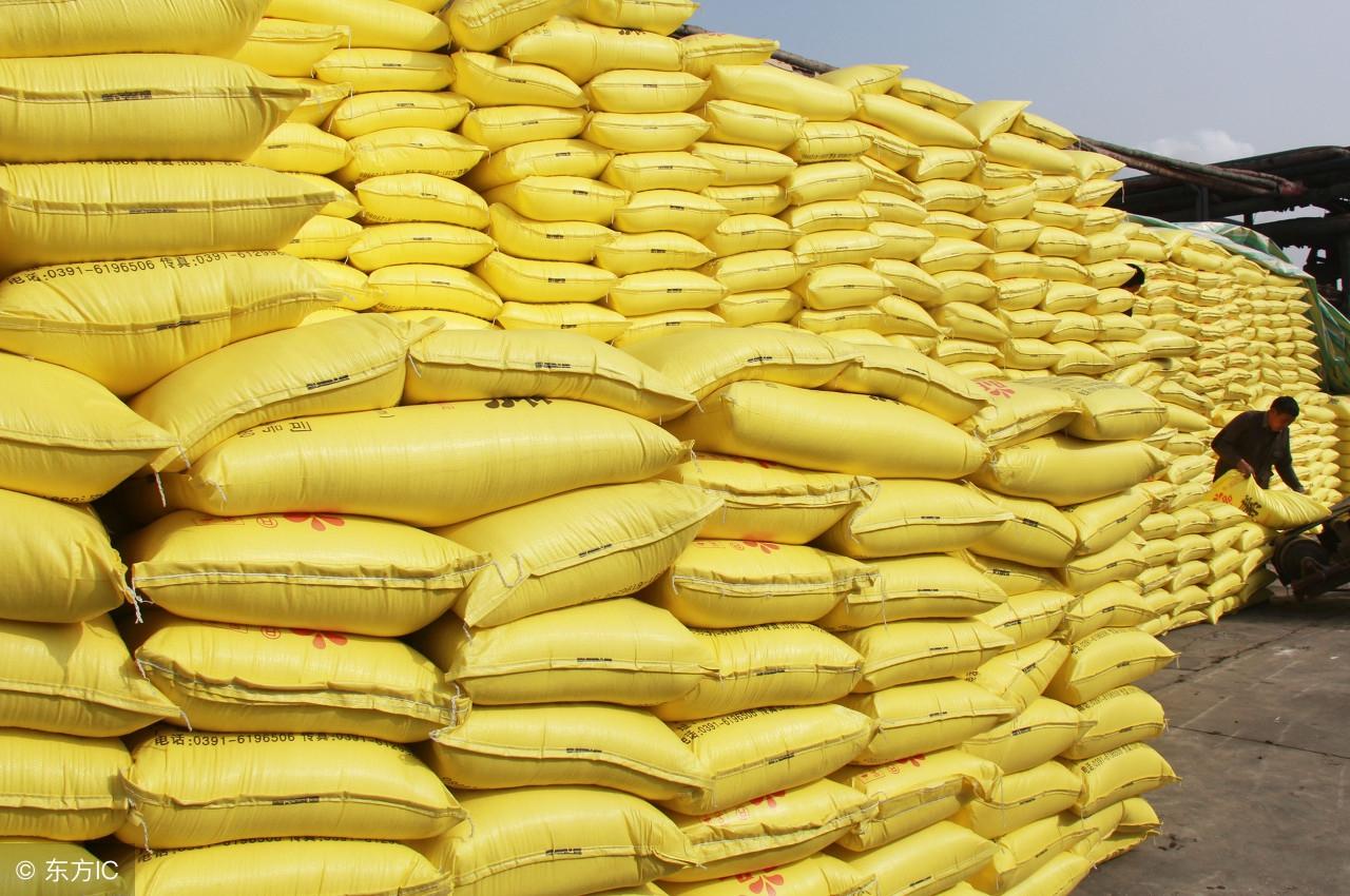 中国尿素价格最新动态,行情变化中的学习之路与自信成就之源